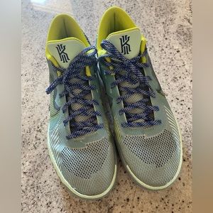 Nike Kyrie Flytrap Men’s Ocean Size 9